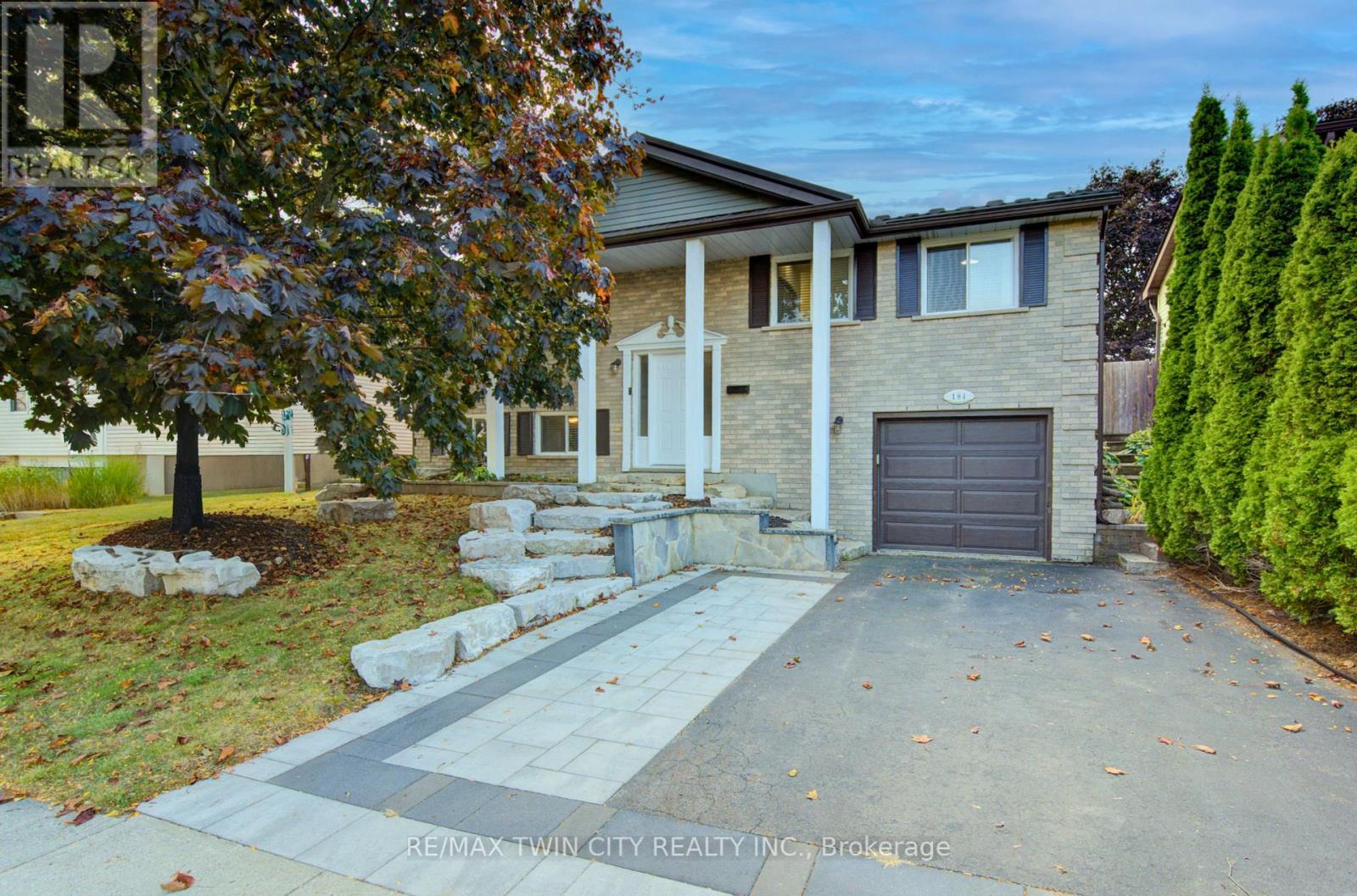 194 Limpert Ave, Cambridge, ON N3C 3P2