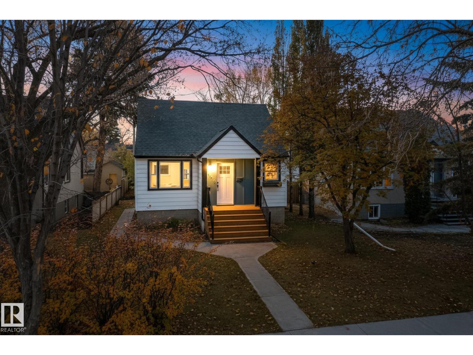 67 Av Nw Unit 10915, Edmonton, AB T6H 2A5