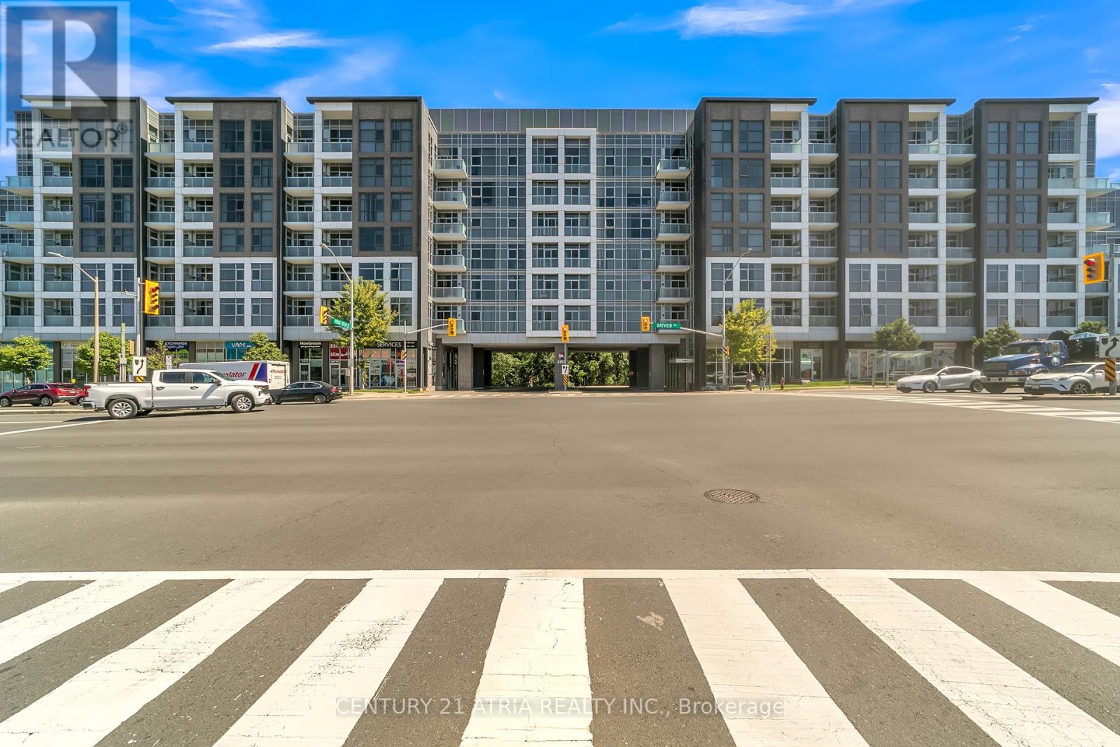 228 8763 Bayview Ave, Richmond Hill, ON L4B 3V1