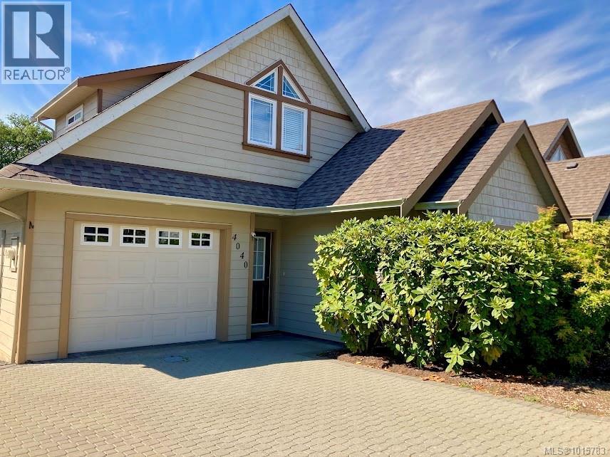 4040 Blackberry Ln, Saanich, BC V8X 5J4