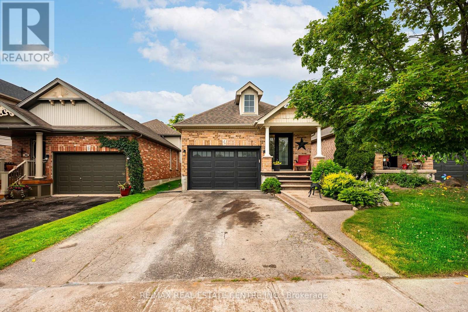 28 Henderson St, Orangeville, ON L9W 5G1