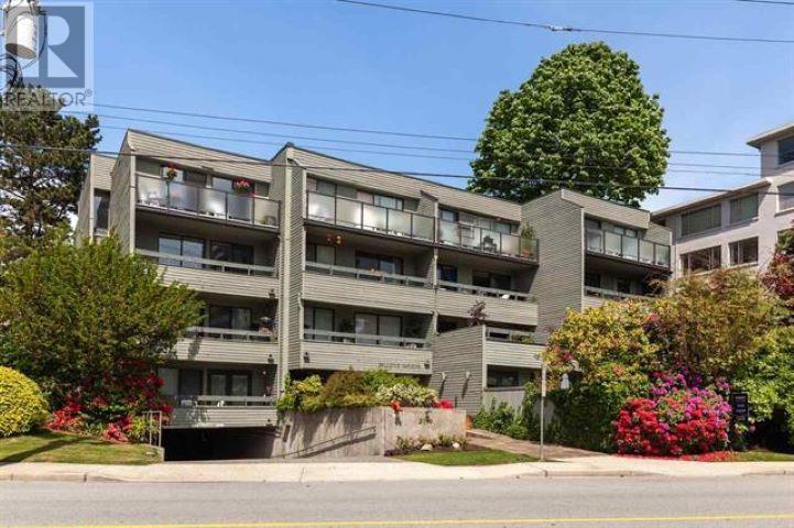 2119 Bellevue Avenue Unit 407, West Vancouver, BC V7V 1C2