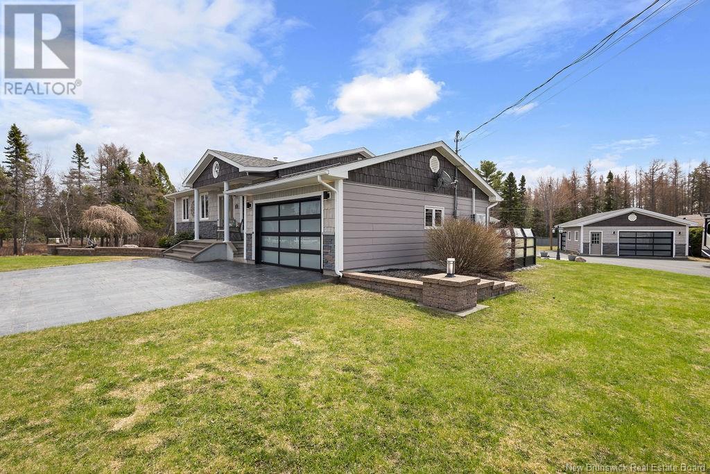 15 Daniel St, Neguac, NB E9G 1B7