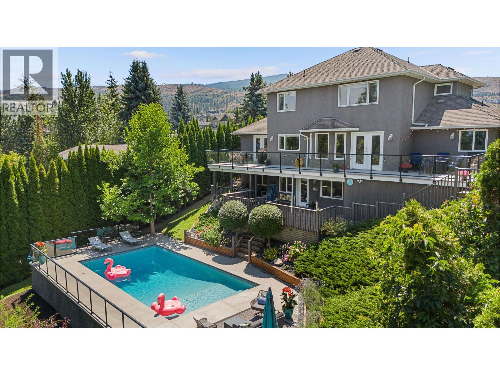 409 Curlew Dr, Kelowna, BC V1W 4L3