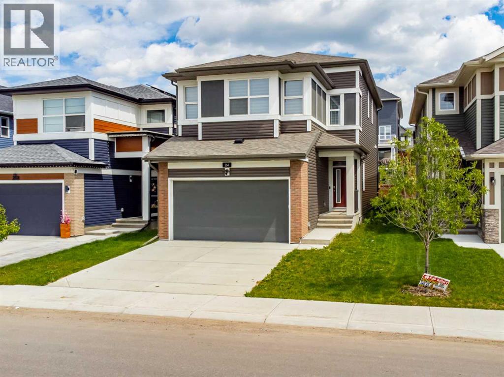 264 Lucas Way NW, Calgary, AB T3P 0R5