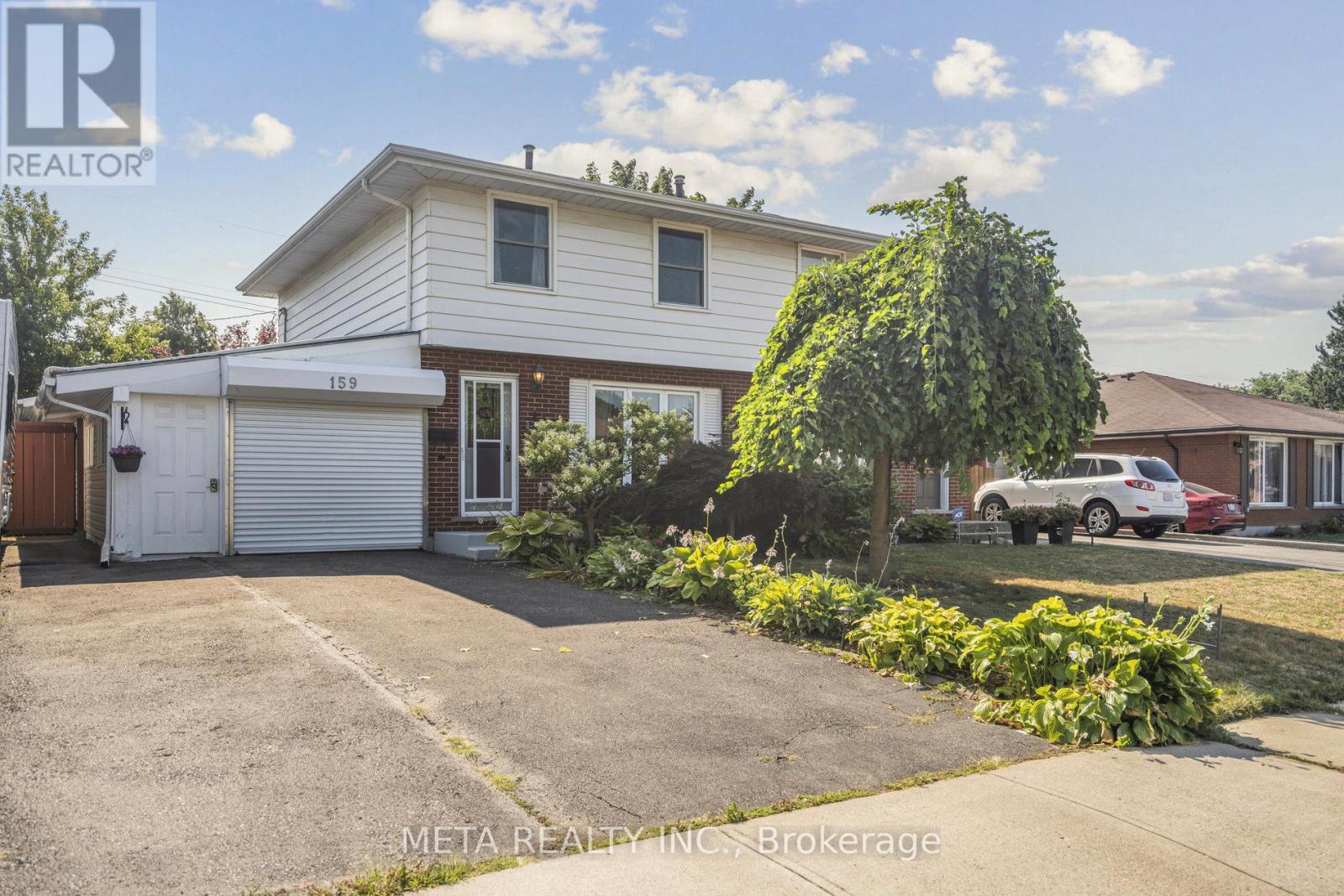 159 St Andrews Dr, Hamilton, ON L8K 5K1