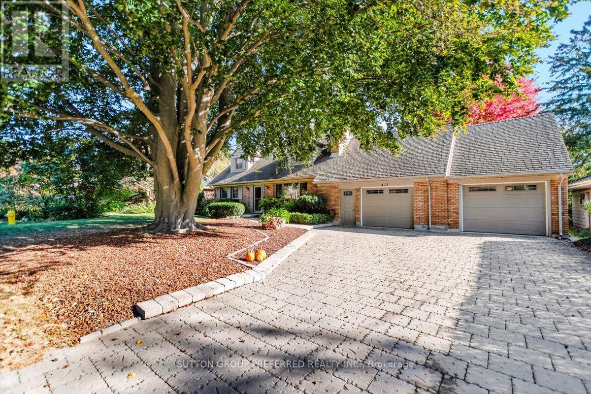 433 W Mile Rd, London, ON N6H 3M3