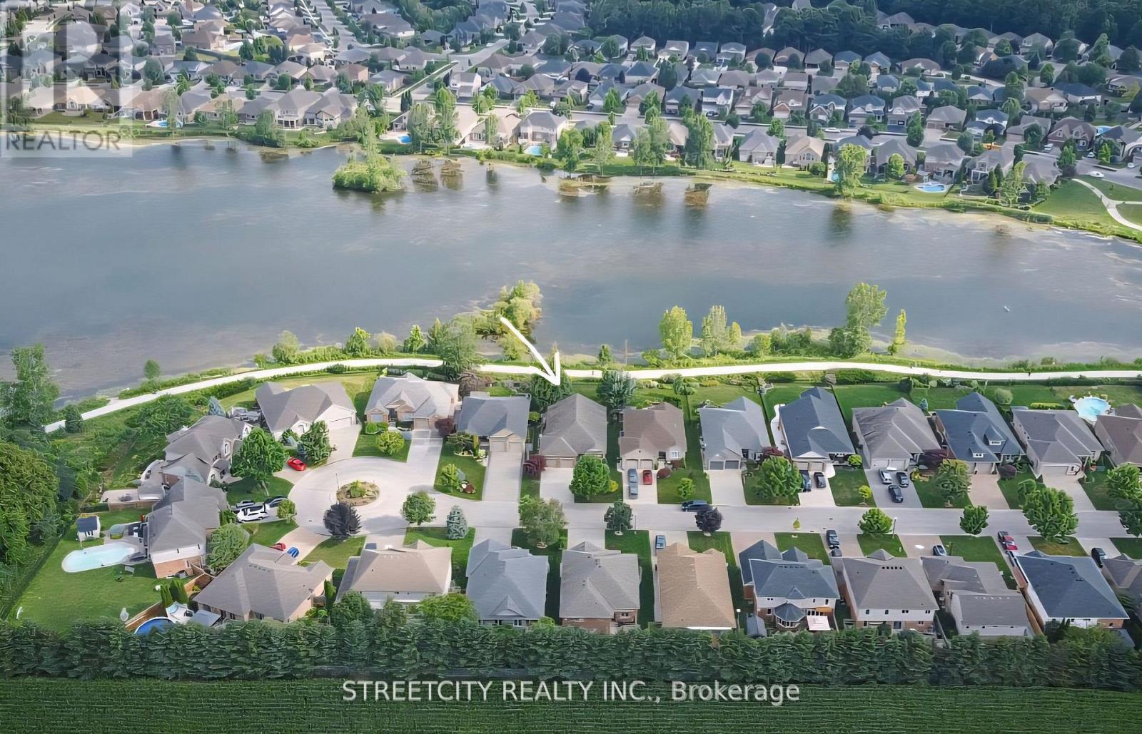 21 Beechwood Cir, St. Thomas, ON N5R 6K4