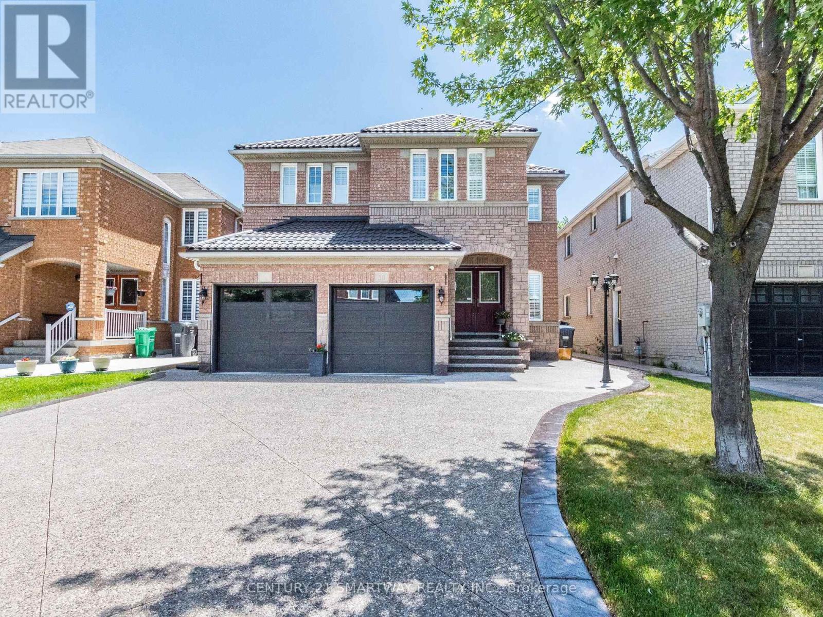 38 Bottlebrush Dr, Brampton Sandringham-wellington, ON L6R 2Z5