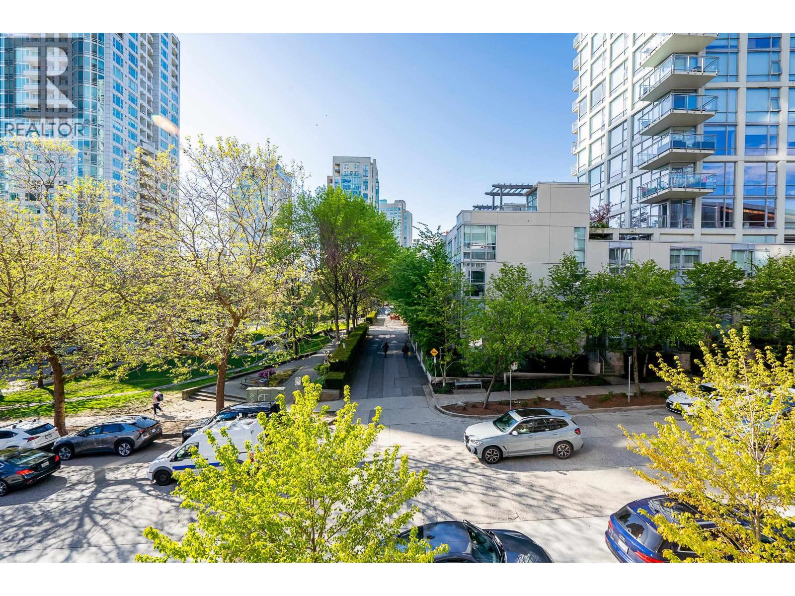 1480 Howe Street Unit 301, Vancouver, BC V6Z 0G5
