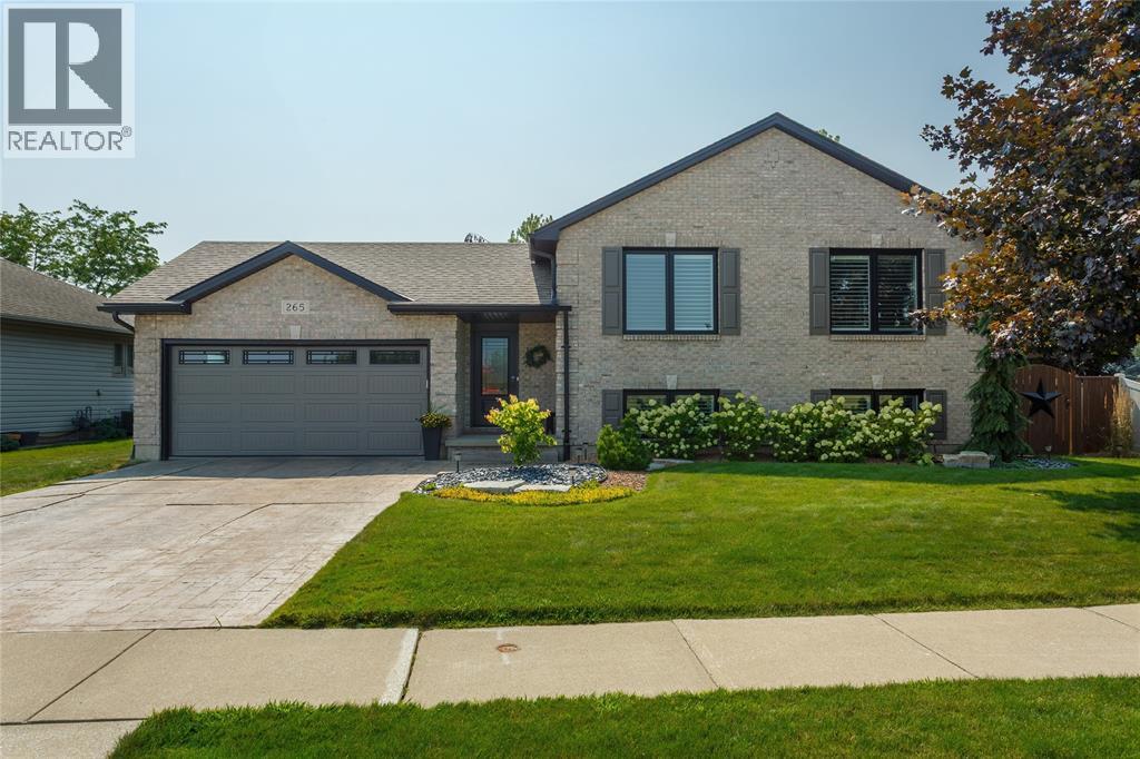 265 St Clair Blvd, St. Clair, ON N0N 1G0