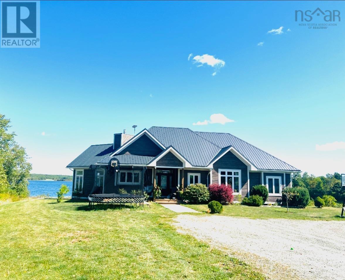 62 Douglas Ln, Williams Point, NS B2G 0B4