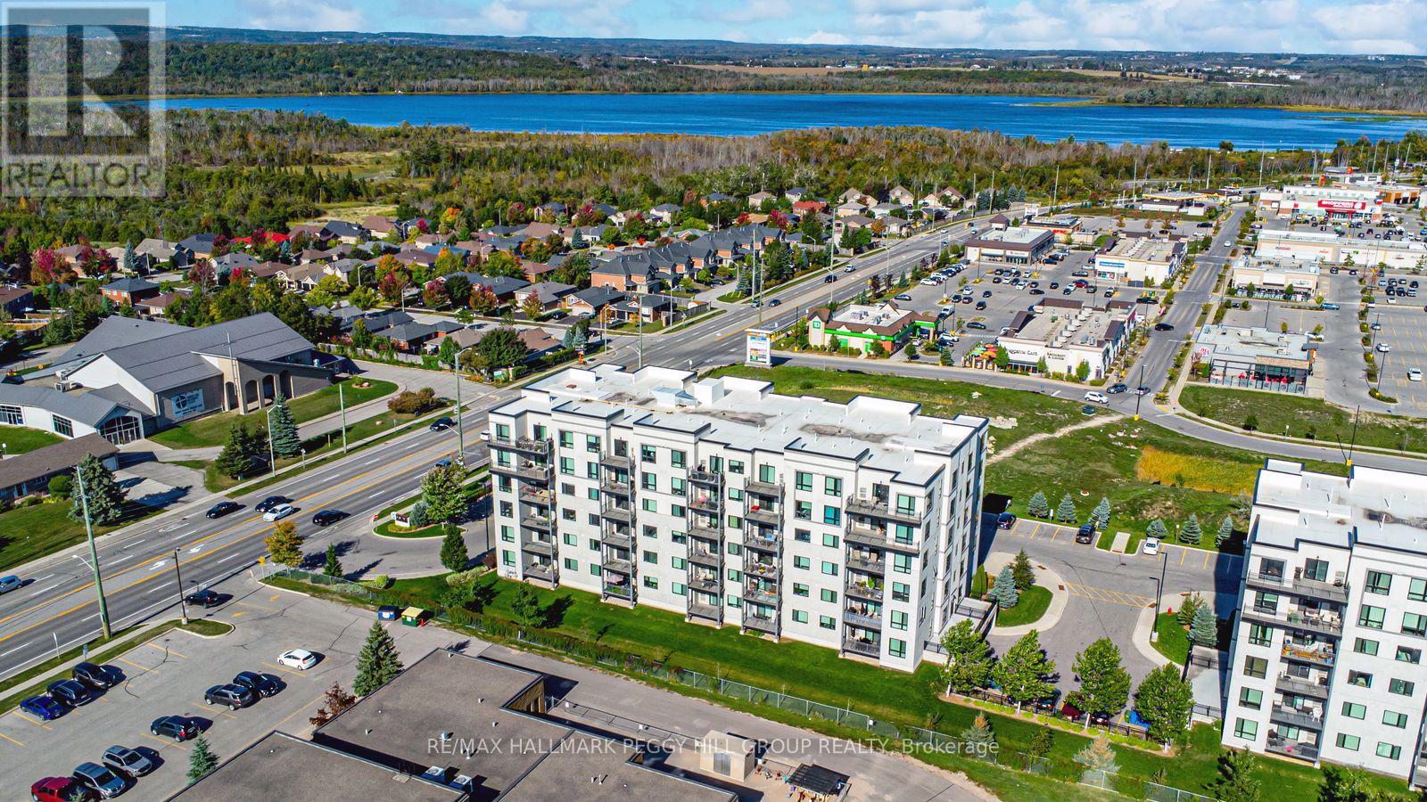 404 295 Cundles Rd E, Barrie, ON L4M 0K8