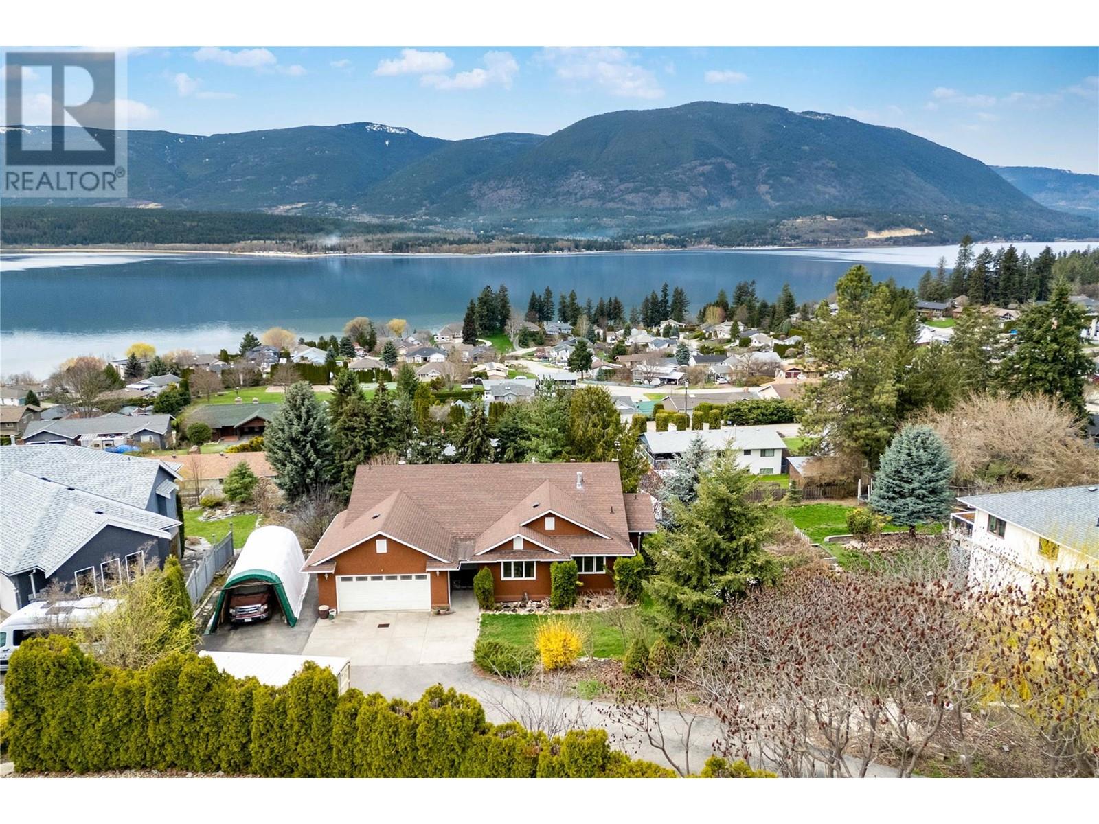 16 Street Ne Unit 4711, Salmon Arm, BC V1E 1E1