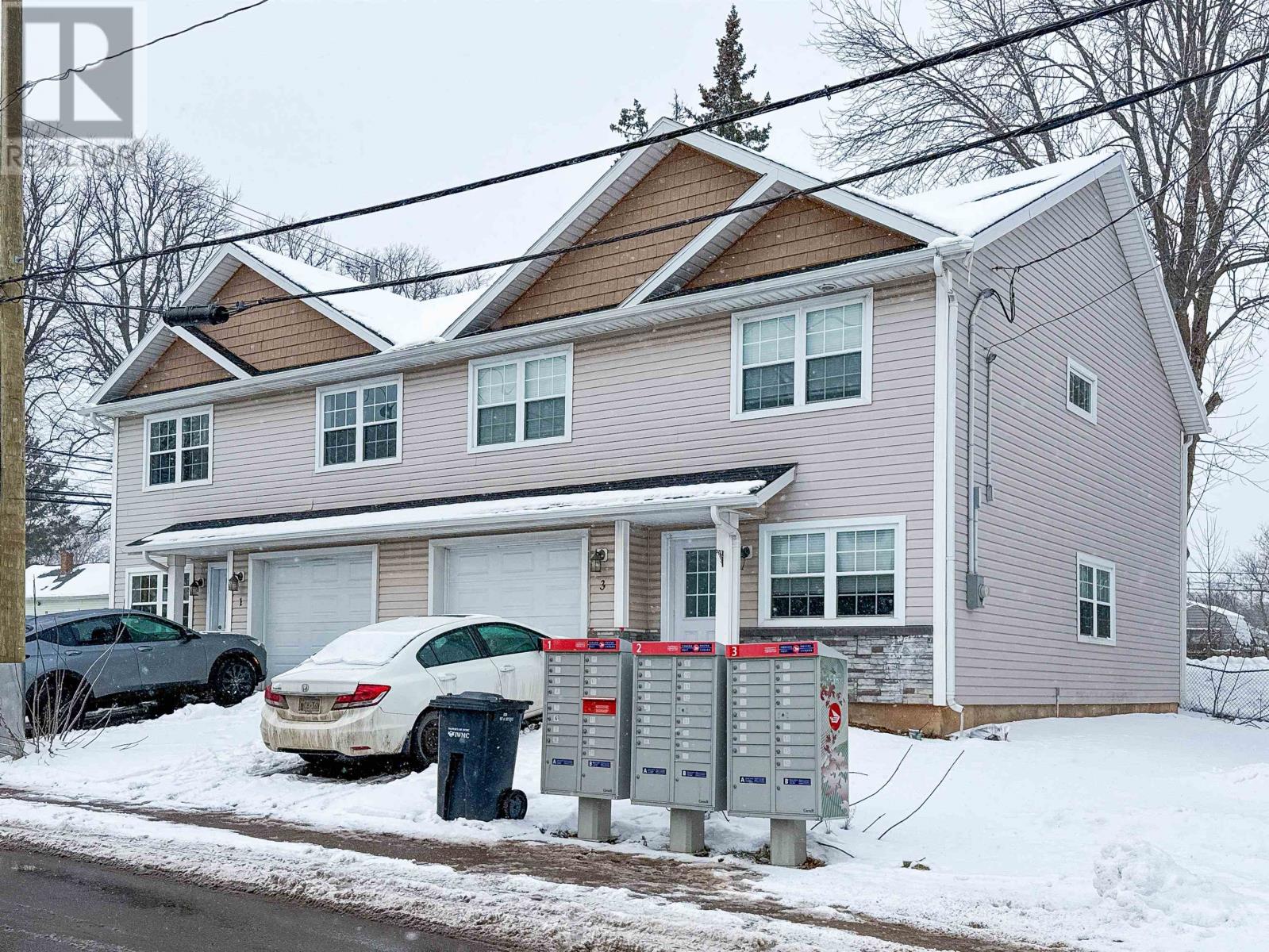 3 Summer St, Charlottetown, PE C1A 2P7