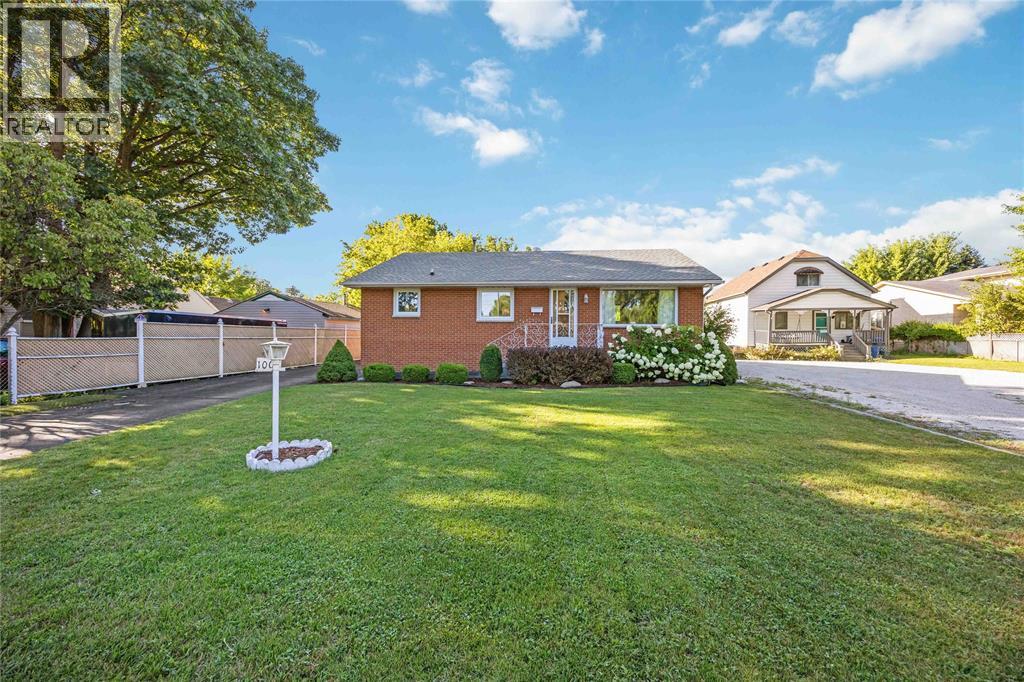 1003 Michigan Ave, Sarnia, ON N7T 7B7