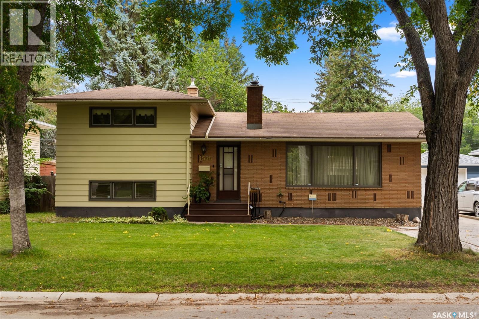 1536 Uhrich Ave, Regina, SK S4S 4R5