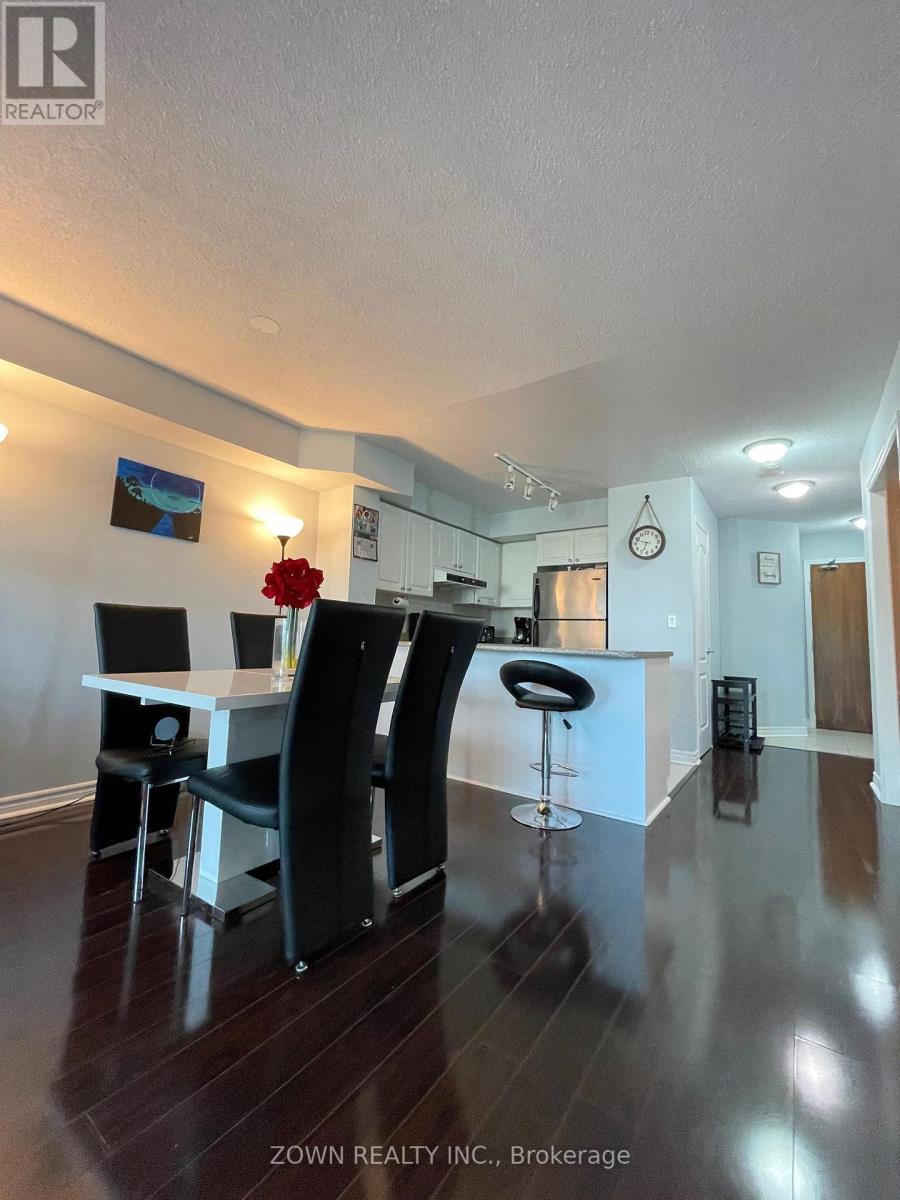 813 33 Elm Dr W, Mississauga, ON L5B 4M2