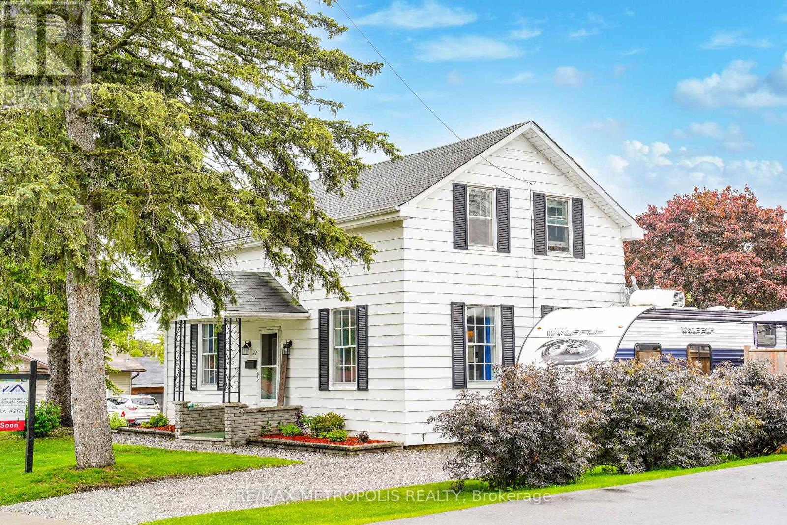 29 George St E, Kawartha Lakes, ON K9V 1W4