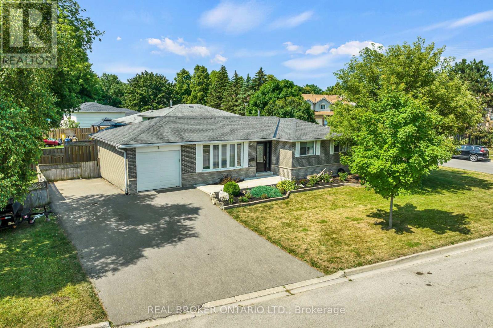 2 Edelwild Dr, Orangeville, ON L9W 2Y5