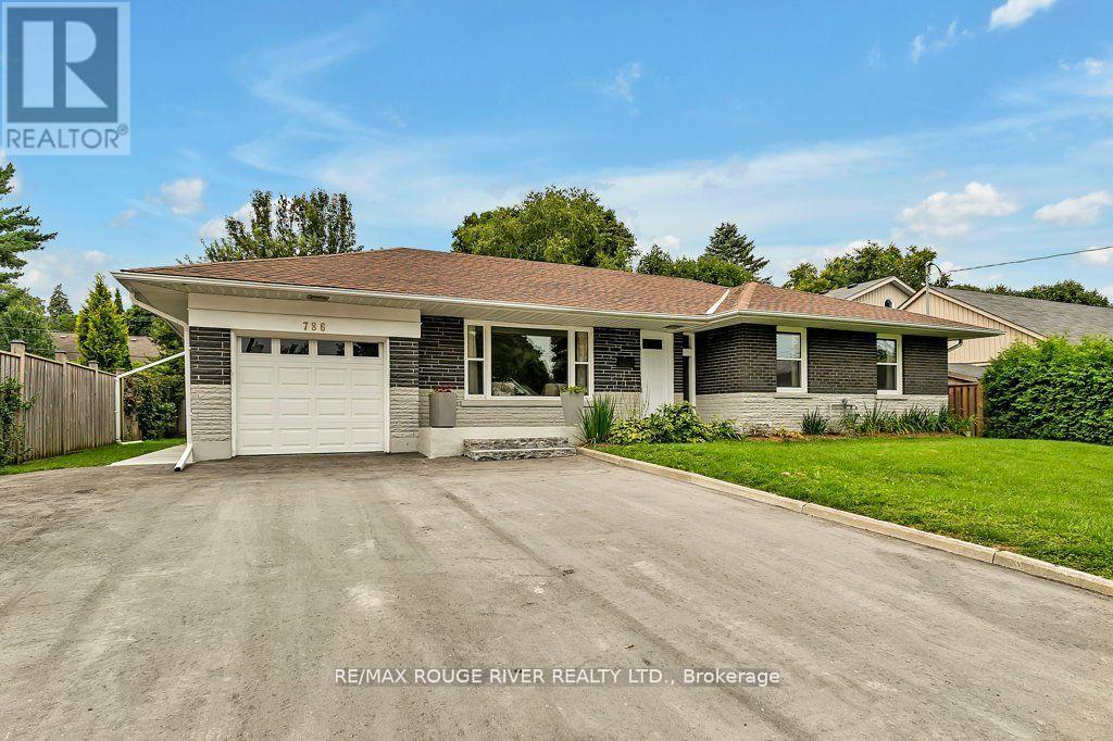 786 Mary St N, Oshawa, ON L1G 5G3