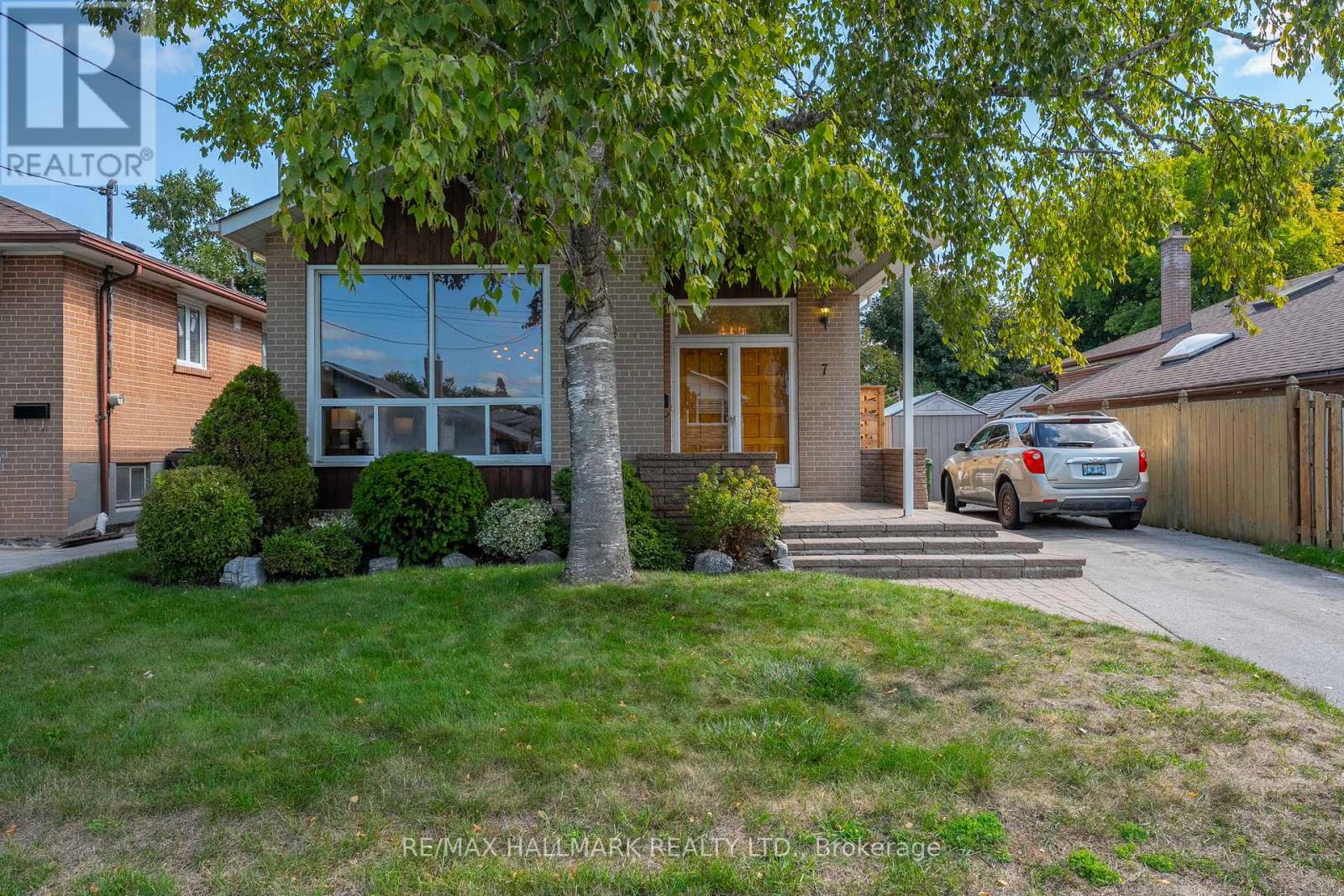 7 Wagner Dr, Toronto, ON M1E 2Z4