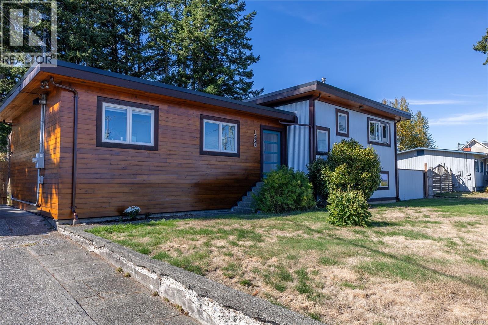 1368 Galerno Rd, Campbell River, BC V9W 1J9