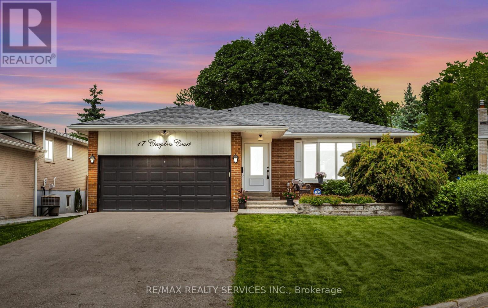 17 Croydon Ct, Brampton, ON L6T 1Y3