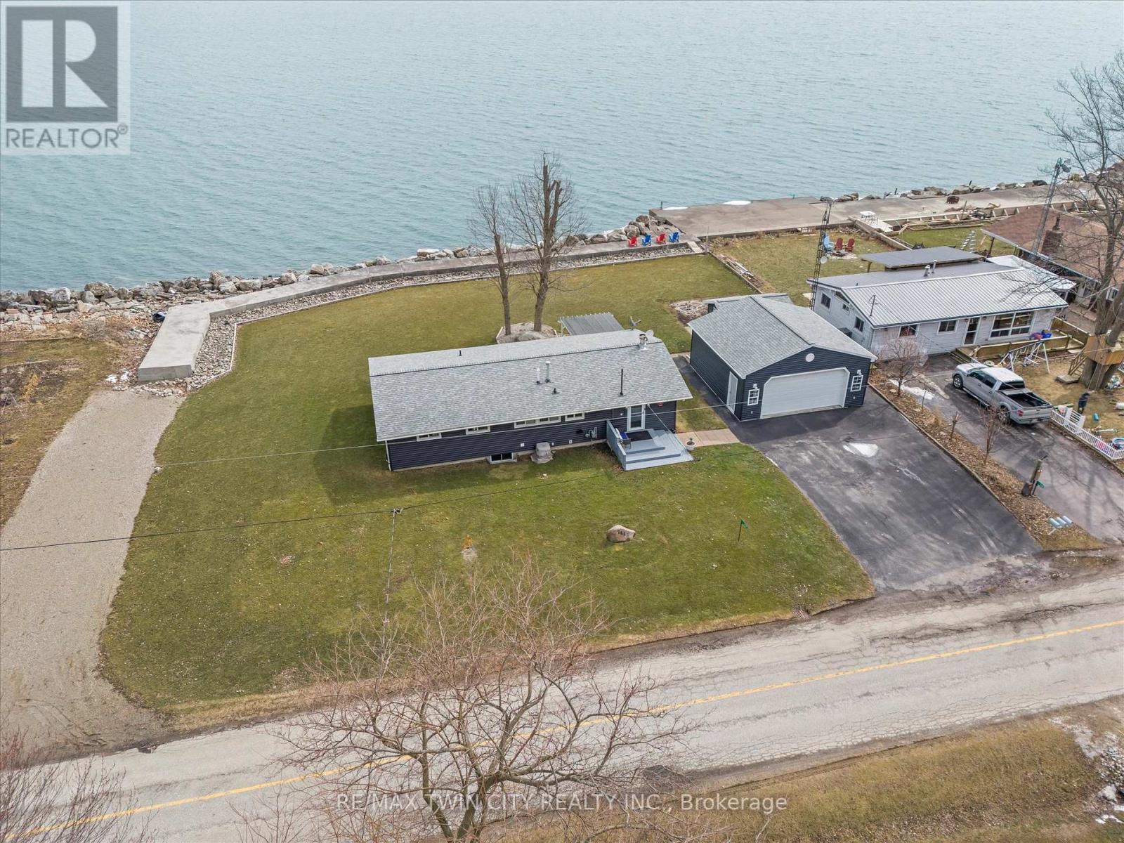 244 Cotterie Park, Leamington, ON N0P 2P0