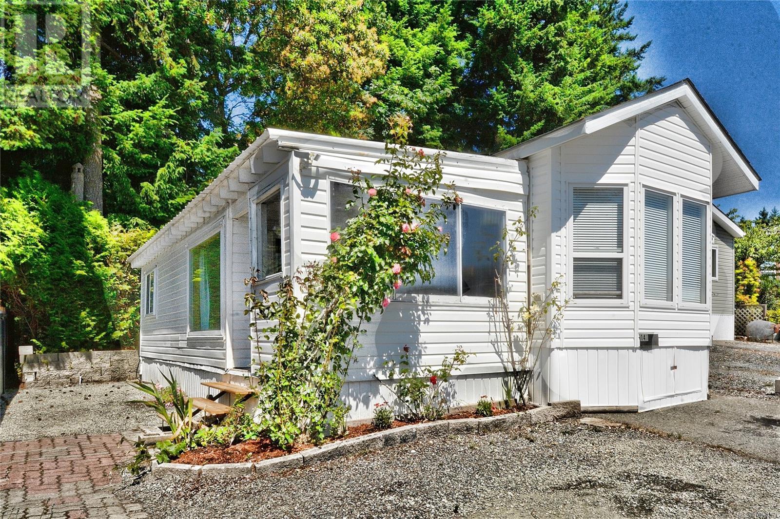 1112 Woss Lake Dr Unit 143 Dr, Nanaimo, BC V9R 6X7