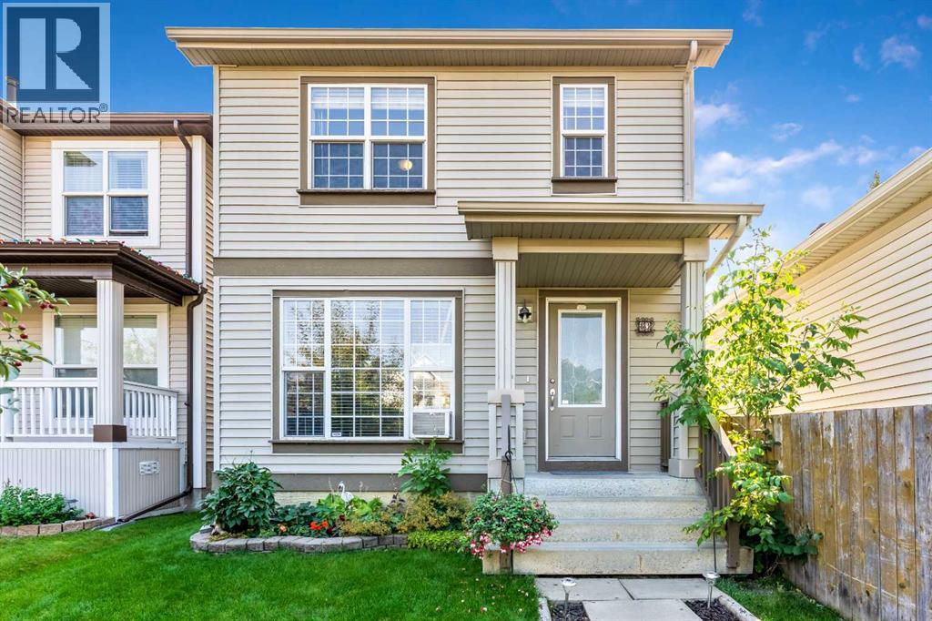 83 Prestwick Bay SE, Calgary, AB T2Z 4S4