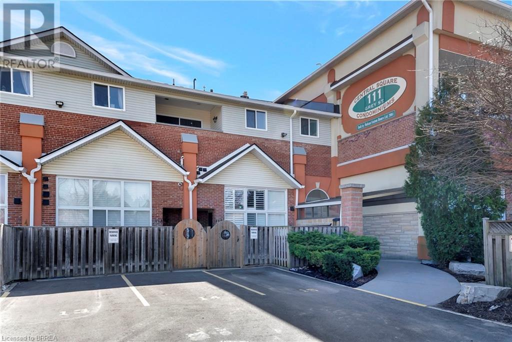 111 Grey Street Unit 212, Brantford, ON N3S 4V8