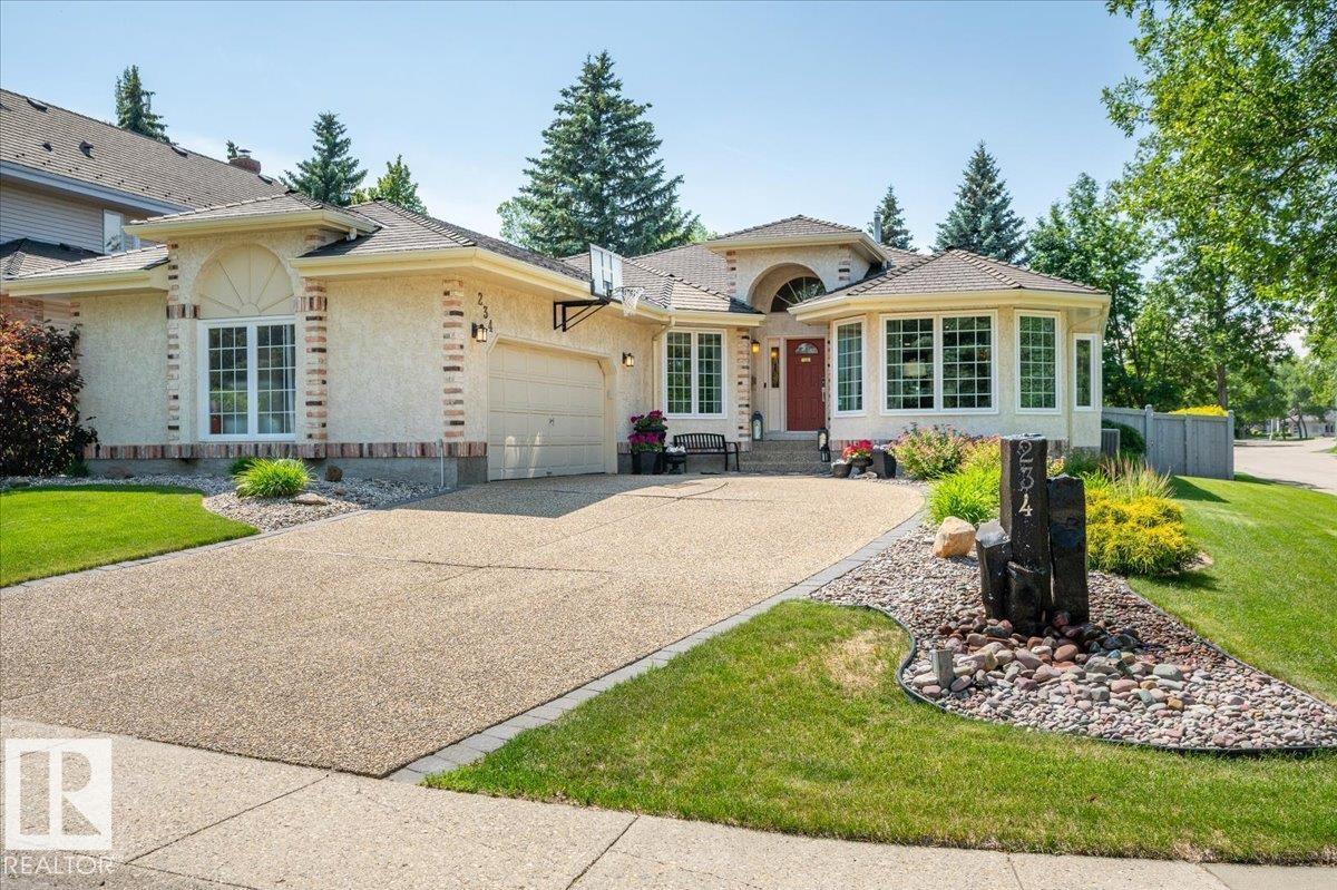 234 Omand Dr NW, Edmonton, AB T6R 1L3