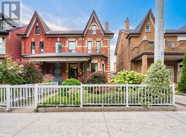 140 Dovercourt Rd, Toronto, ON M6J 3C4