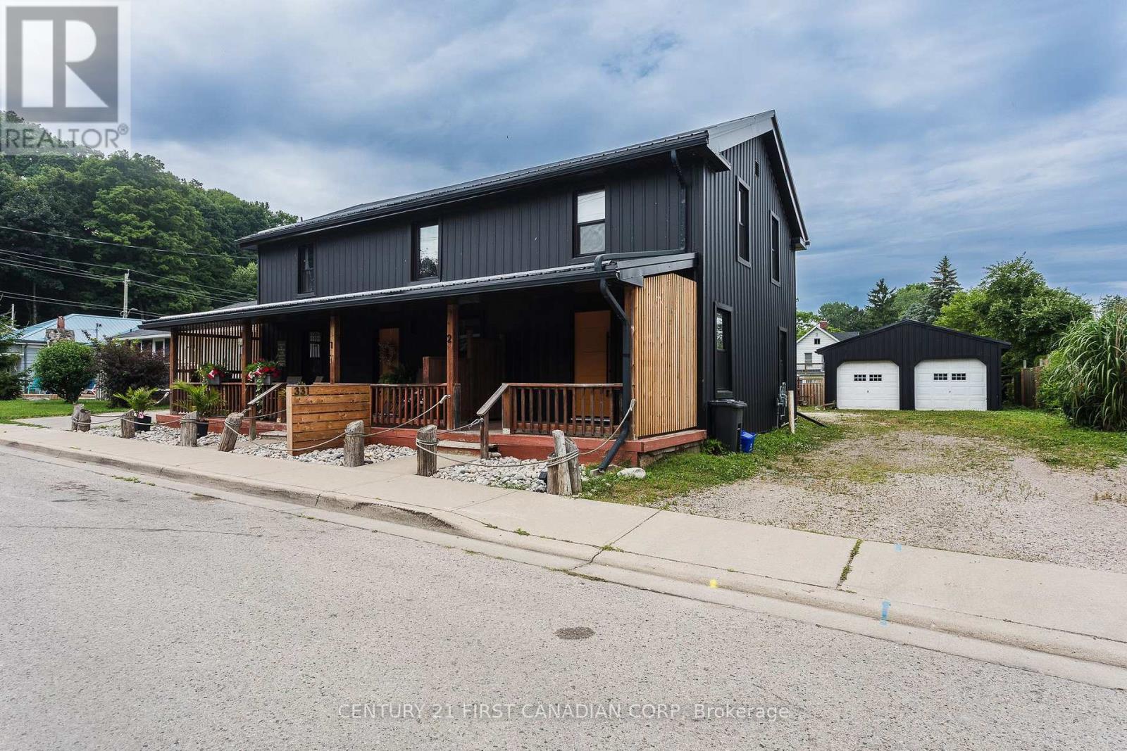 331 Erie St, Central Elgin, ON N5L 1E3