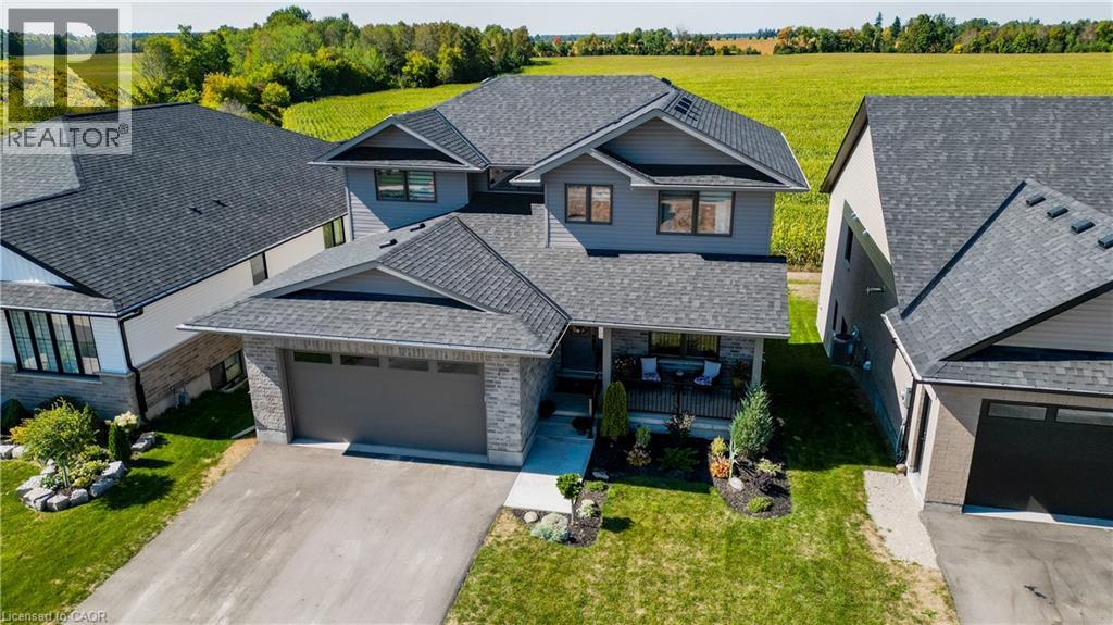 90 Rea Dr, Fergus, ON N1M 0J1