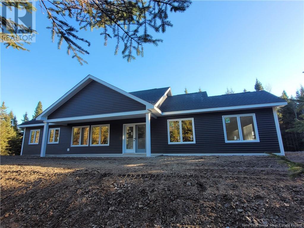 17 Jimmys Ln, Richibouctou-village, NB E4W 0M2