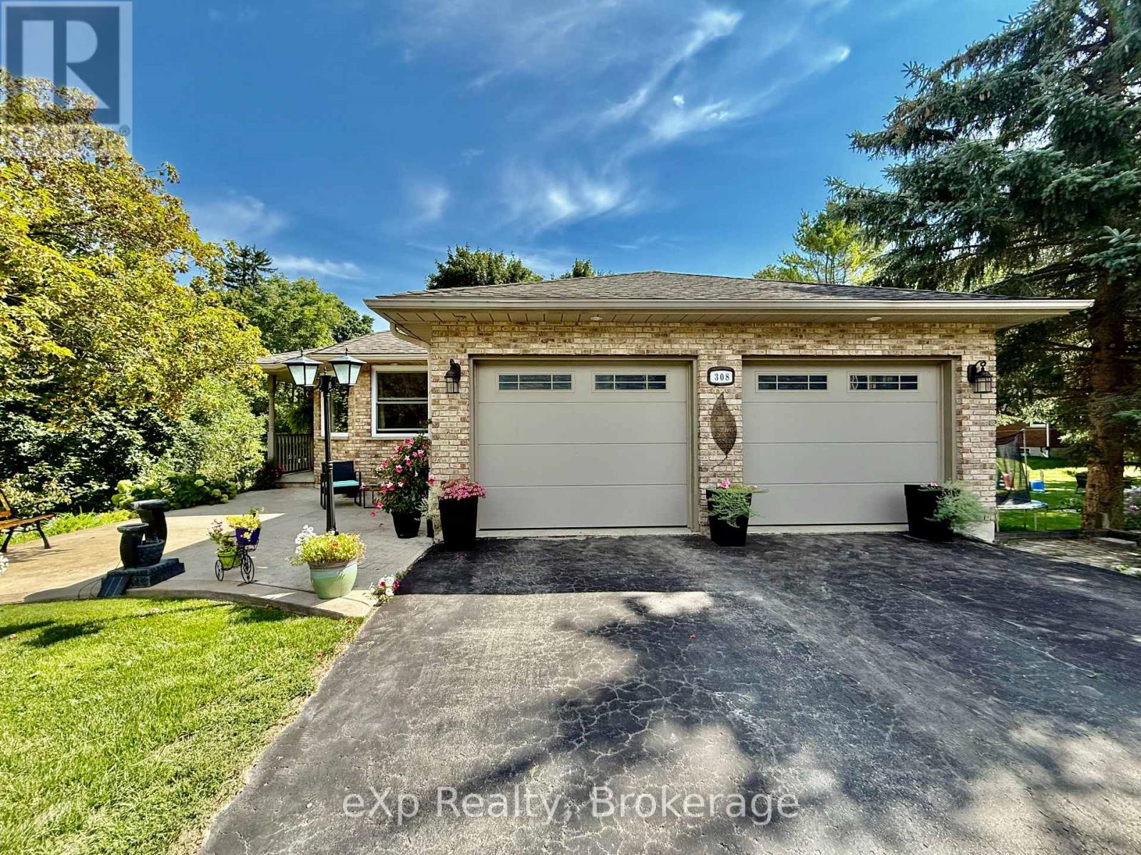 308 Mary St, Brockton, ON N0G 2V0