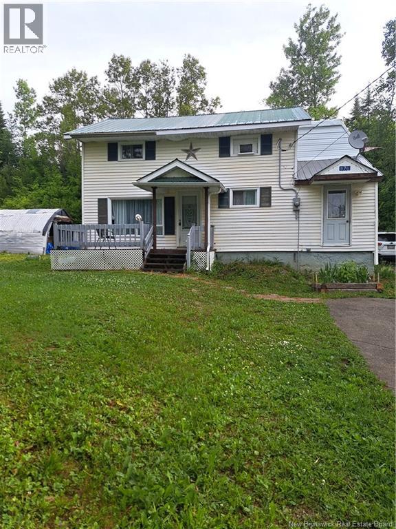 876 Central St, Centreville, NB E7K 2E7
