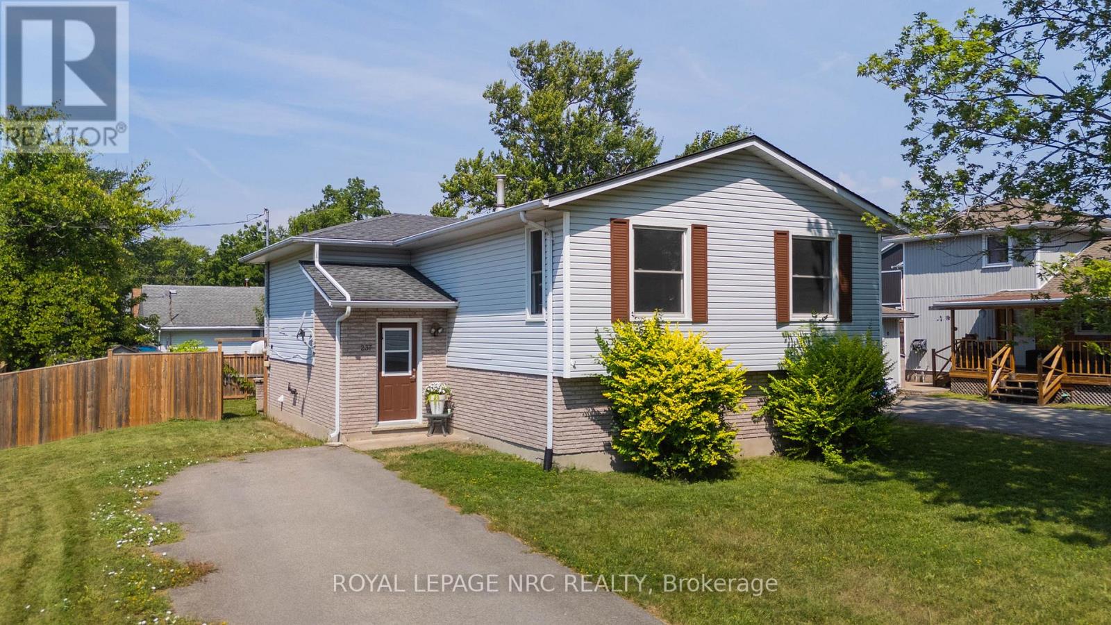 237 Dovercourt Rd, Fort Erie, ON L0S 1B0