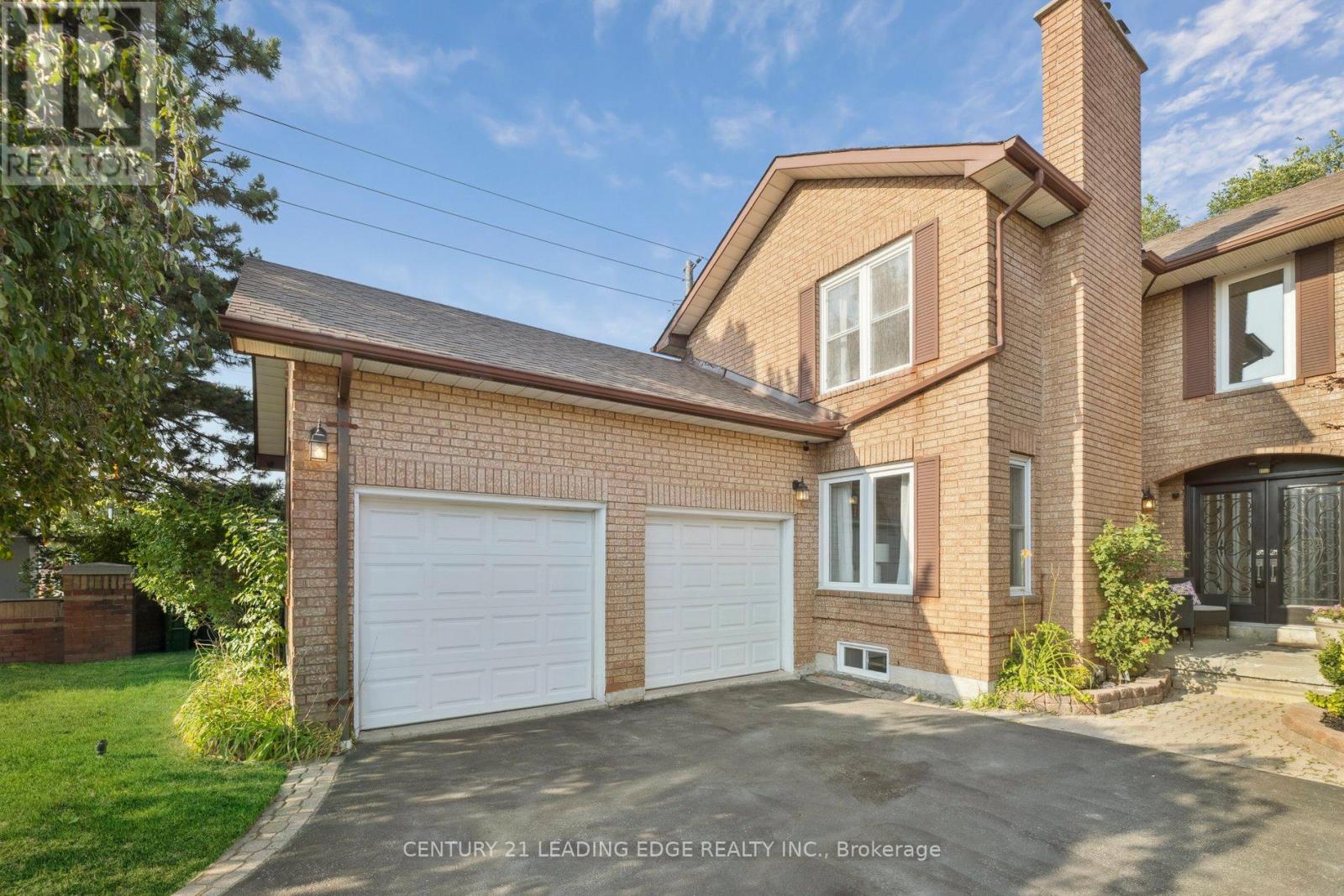 25 Strawberry Hills Dr, Toronto Milliken, ON M1V 3X9