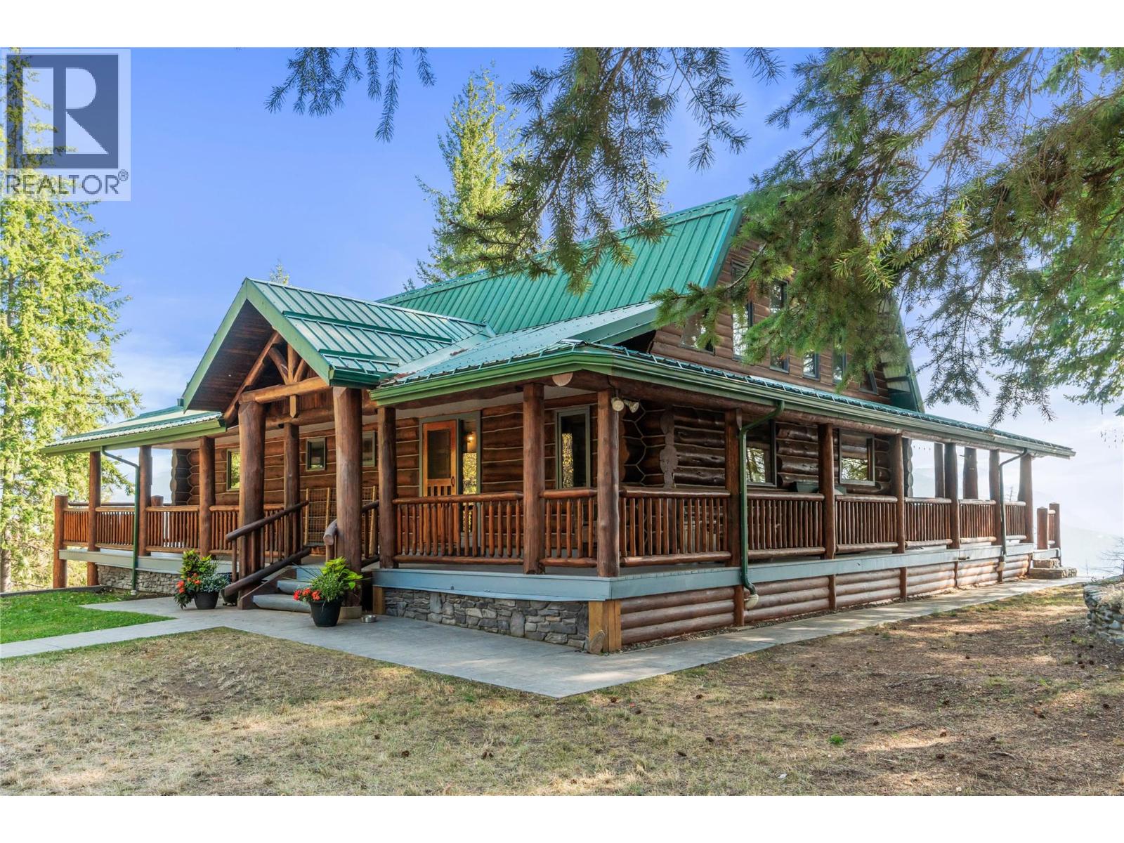 4878 Leopold Rd, Celista, BC V0E 1M6