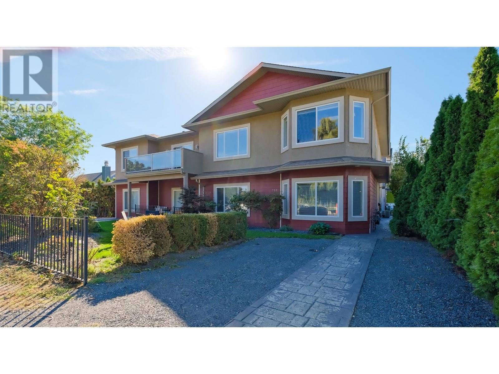 755 Birch Ave, Kelowna, BC V1Y 5H3
