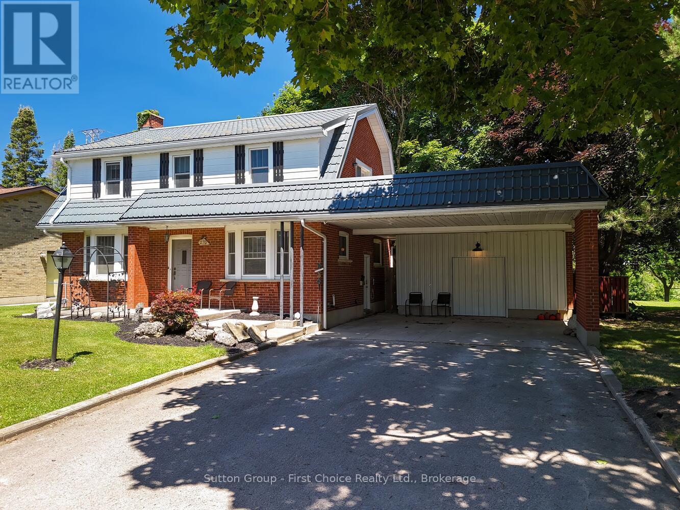 270 Devon St, Stratford, ON N5A 2Z9