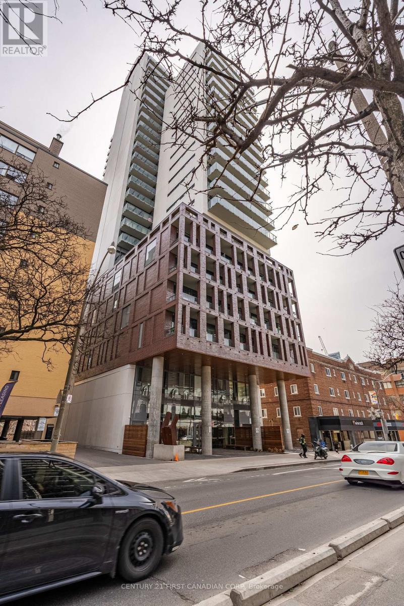 1405 81 Wellesley St E, Toronto, ON M4Y 0C5