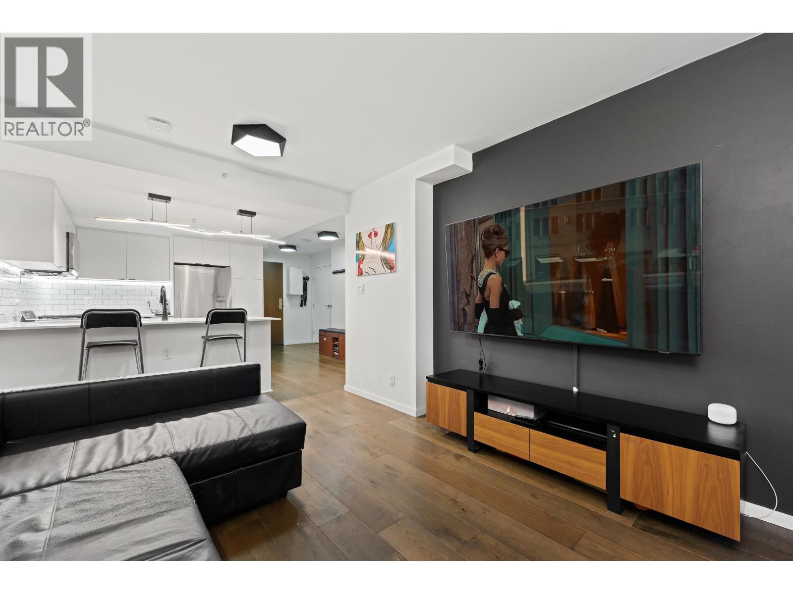 1887 Crowe Street Unit 1004, Vancouver, BC V5Y 0B4