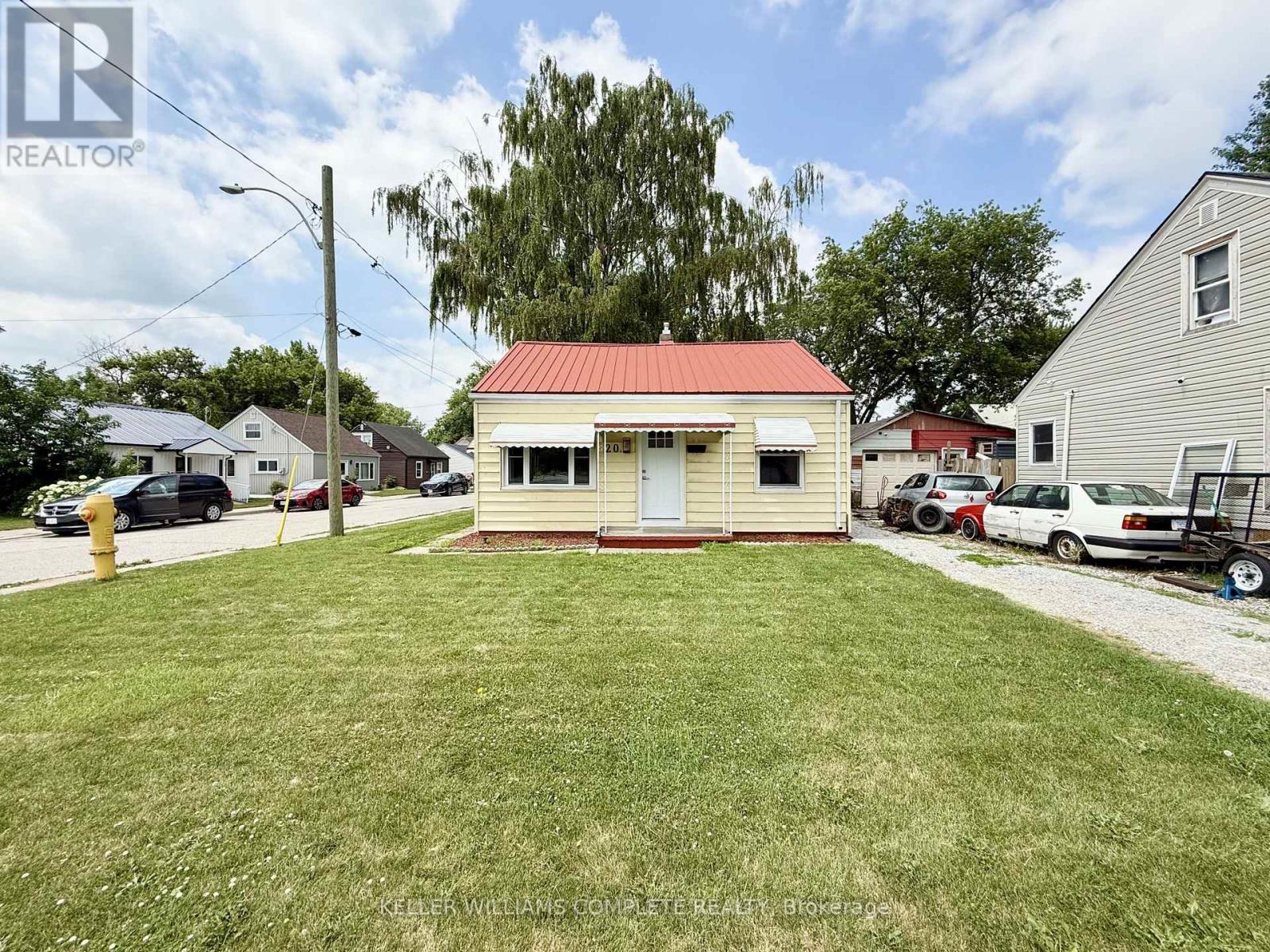 20 Mcnaughton Ave, Chatham-kent Wallaceburg, ON N8A 1R8
