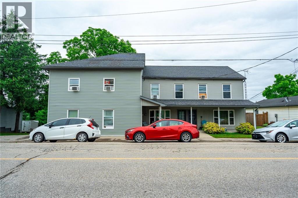 154-156 Freelton Rd, Freelton, ON L8B 0Z5