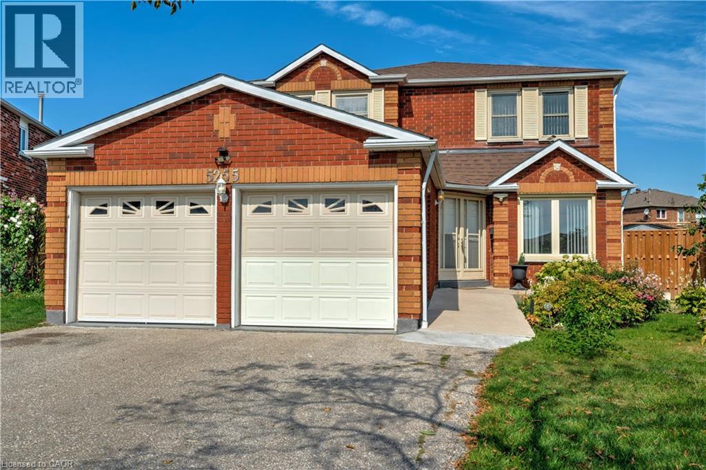 5255 Tagish Ct, Mississauga, ON L5R 2N6