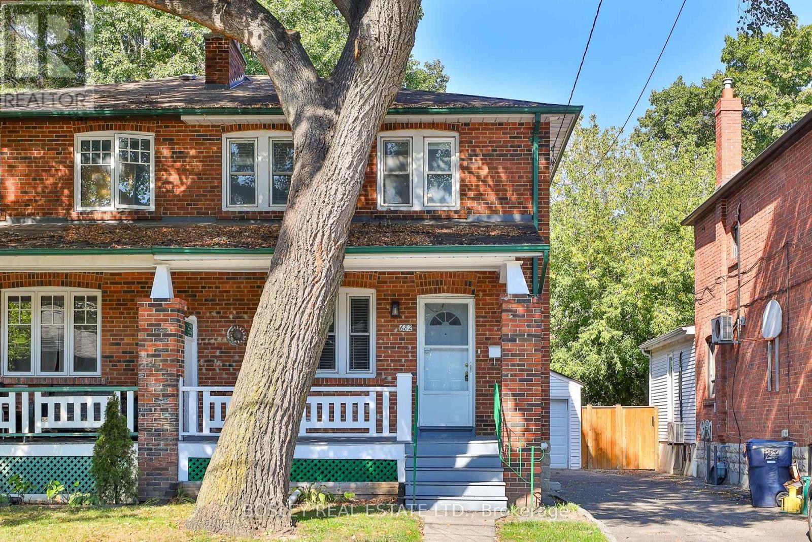 682 Hillsdale Ave E, Toronto, ON M4S 1V3